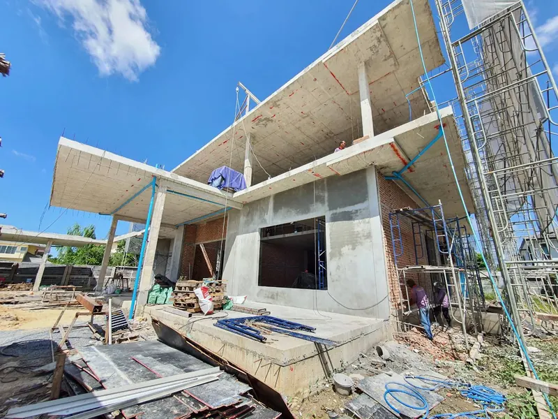 งานโครงสร้างพื้นและผนังบ้าน